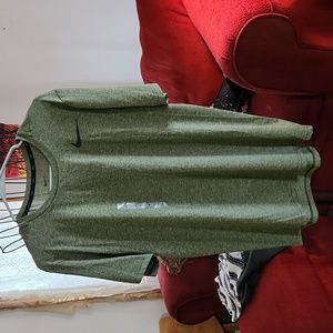 Nike Dri Fit men's medium